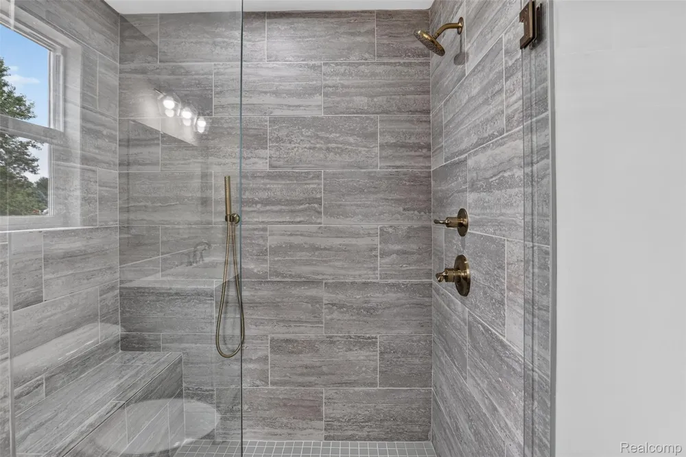10206 Hunt Drive Davison City, MI 48423