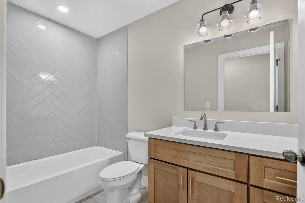 10206 Hunt Drive Davison City, MI 48423