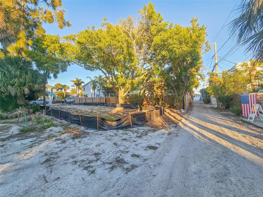 110 4TH AVENUE St Pete Beach, FL 33706