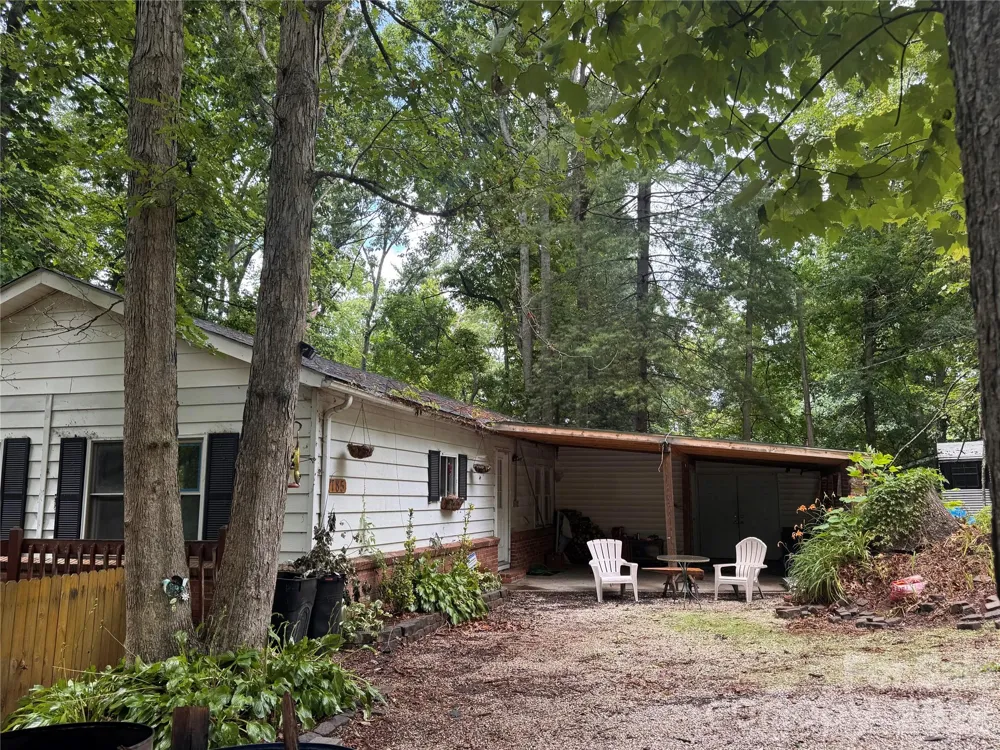 785 Hutch Mountain Road Fletcher, NC 28732