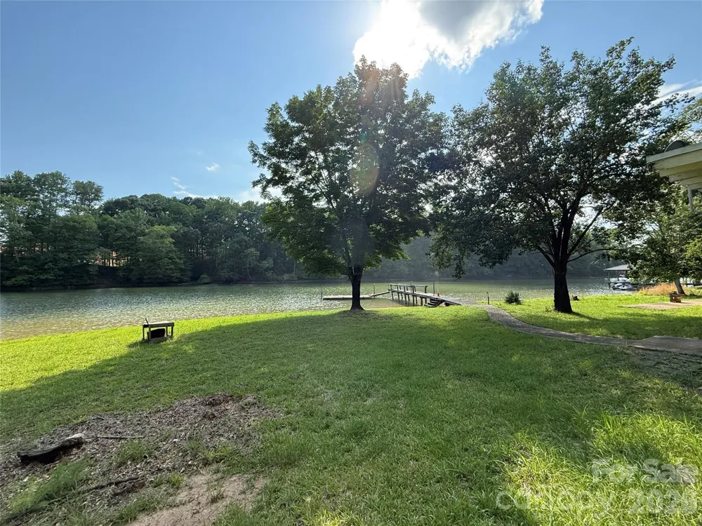 16411 Crosshaven Drive Charlotte, NC 28278