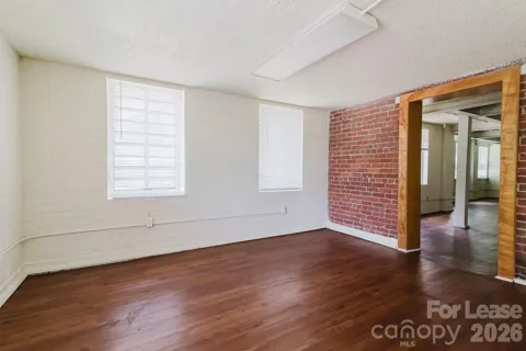 203 W Liberty Street #2E