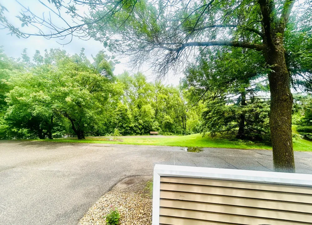102 Primrose Court Vadnais Heights, MN 55127