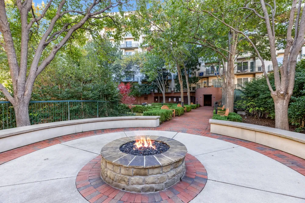 5055 Addison Circle #731 Addison, TX 75001