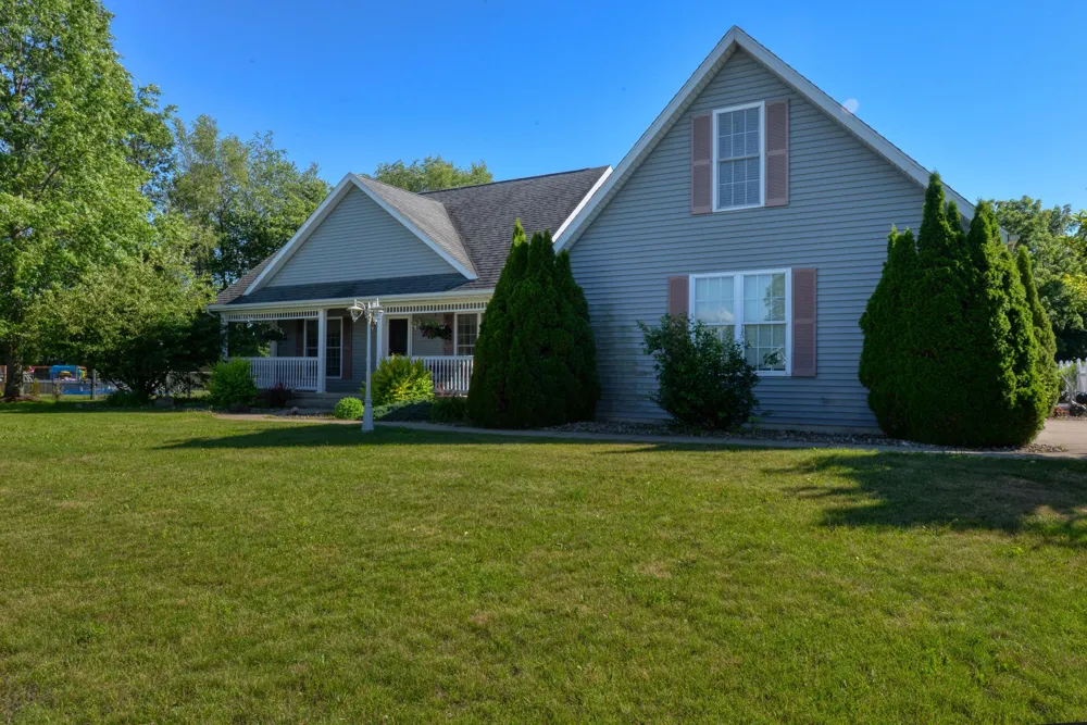 3860 Gateway Lane Bertrand Township, MI 49120
