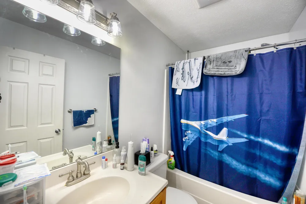3860 Gateway Lane Bertrand Township, MI 49120