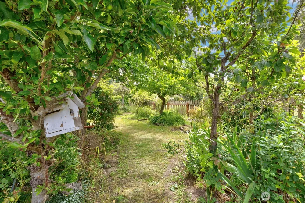 20 Hadlock Avenue Port Hadlock, WA 98339