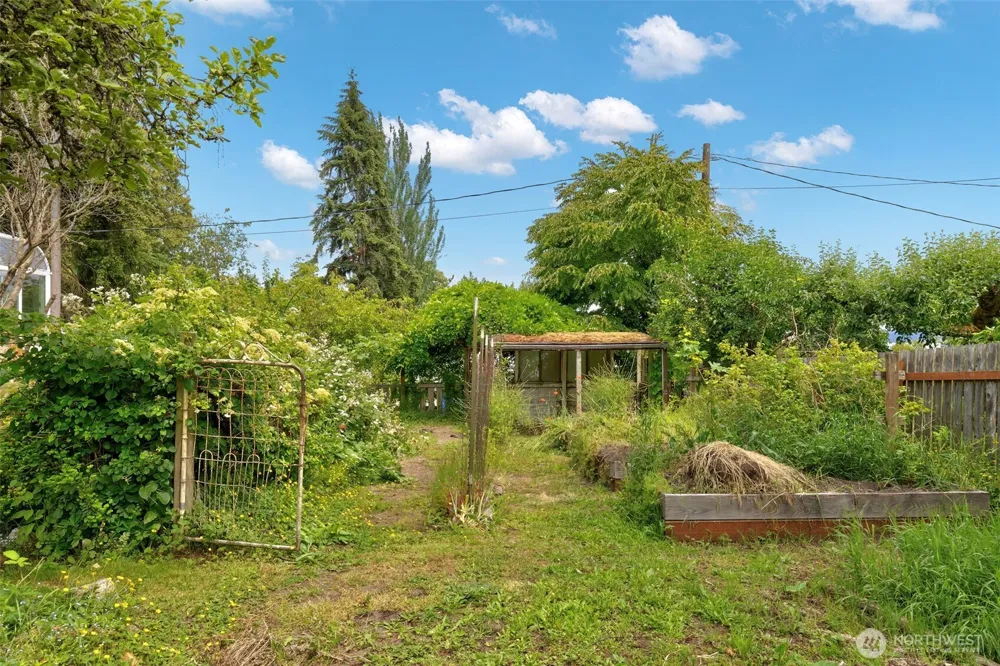 20 Hadlock Avenue Port Hadlock, WA 98339