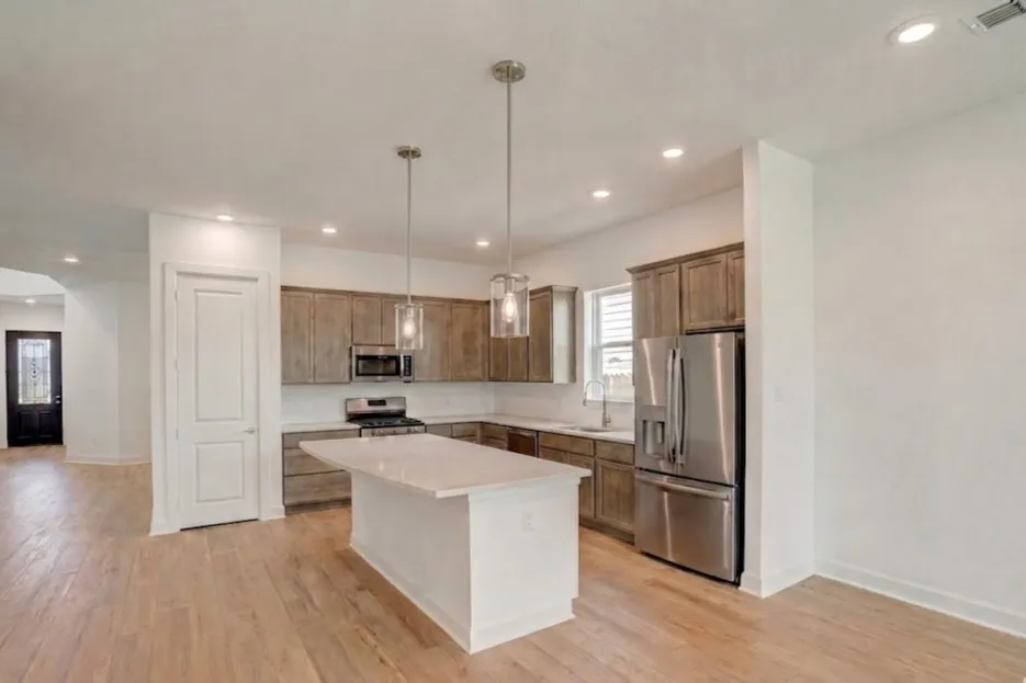 941 Teeler Lane Leander, TX 78641