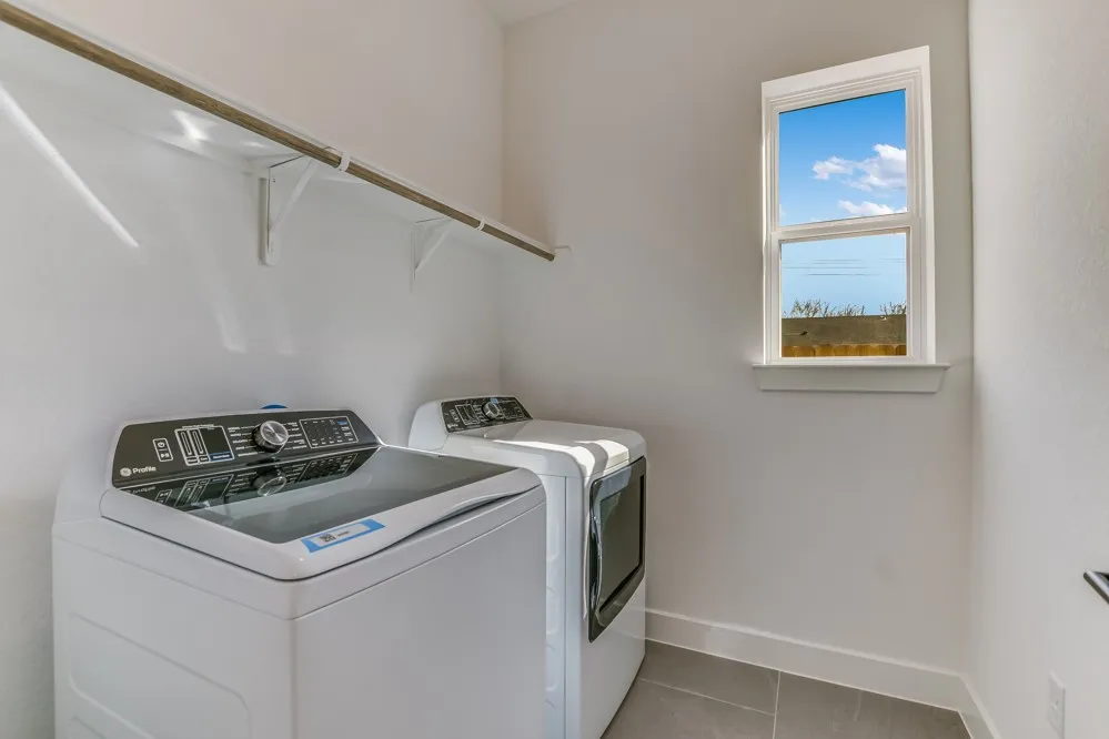 941 Teeler Lane Leander, TX 78641
