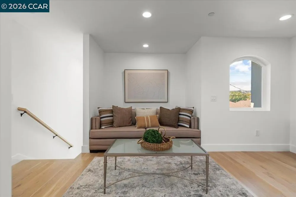 714 4Th Ave San Bruno, CA 94066
