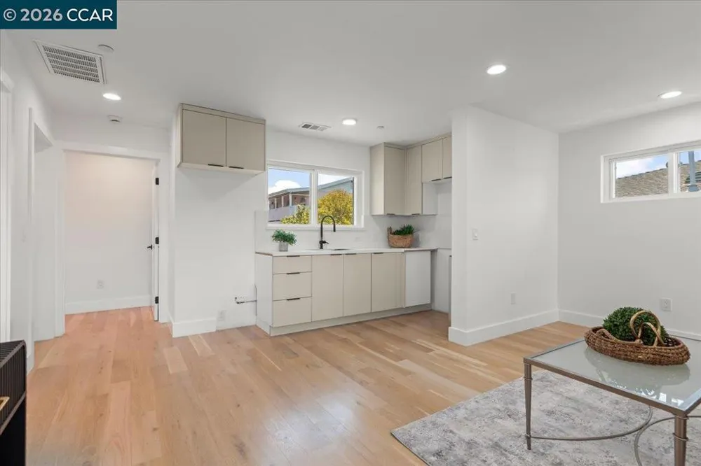 714 4Th Ave San Bruno, CA 94066
