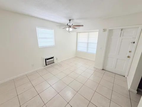 3030 NW 43rd Terrace #207