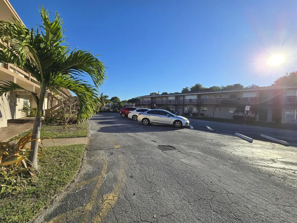 3030 NW 43rd Terrace #207 Lauderdale Lakes, FL 33313