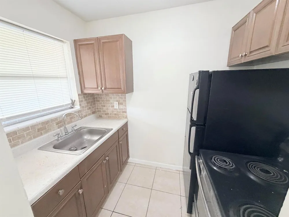 3030 NW 43rd Terrace #207 Lauderdale Lakes, FL 33313