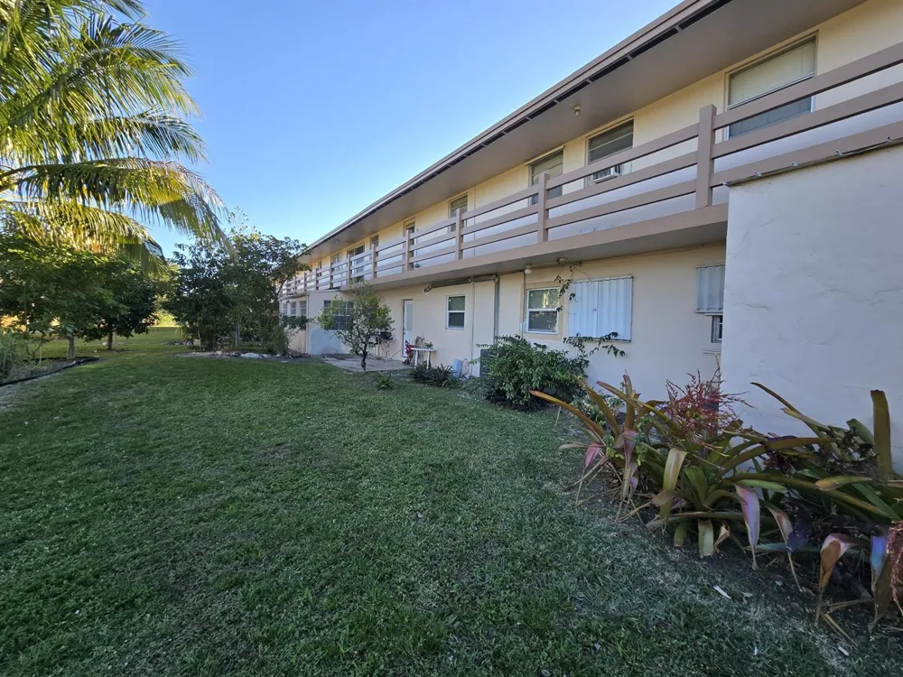 3030 NW 43rd Terrace #207 Lauderdale Lakes, FL 33313