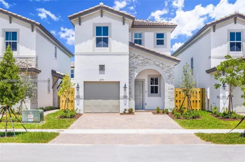 2373 NW 130th St