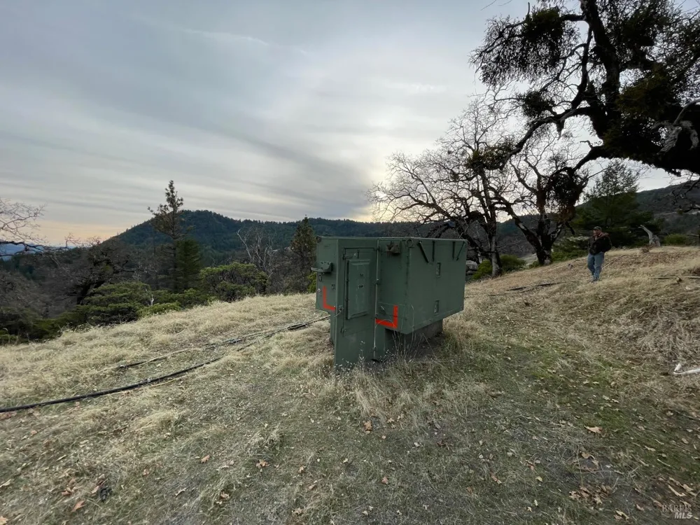 7601 Simmerly Road Laytonville, CA 95454
