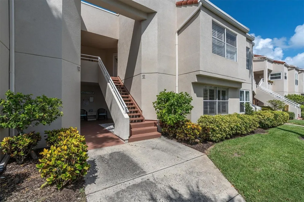 6000 BAHIA DEL MAR CIRCLE #131 St Petersburg, FL 33715