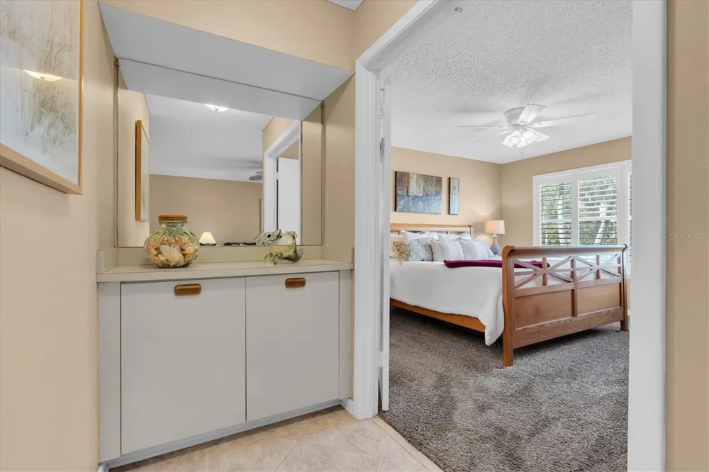 6000 BAHIA DEL MAR CIRCLE #131 St Petersburg, FL 33715