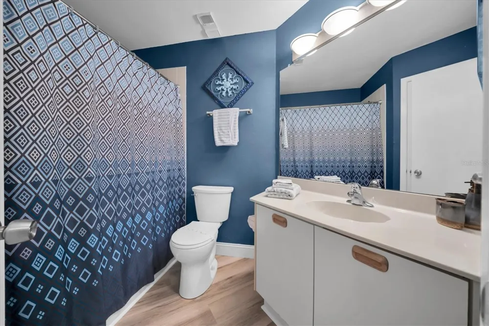 6000 BAHIA DEL MAR CIRCLE #131 St Petersburg, FL 33715