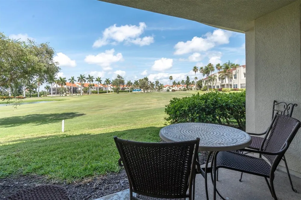 6000 BAHIA DEL MAR CIRCLE #131 St Petersburg, FL 33715