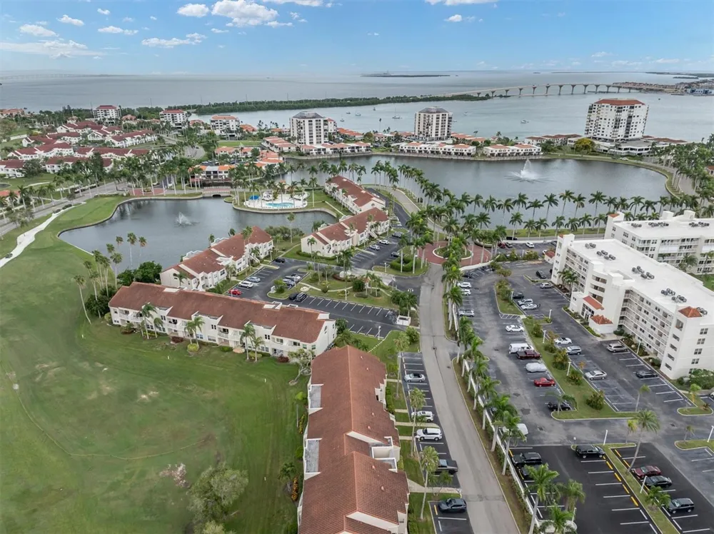 6000 BAHIA DEL MAR CIRCLE #131 St Petersburg, FL 33715