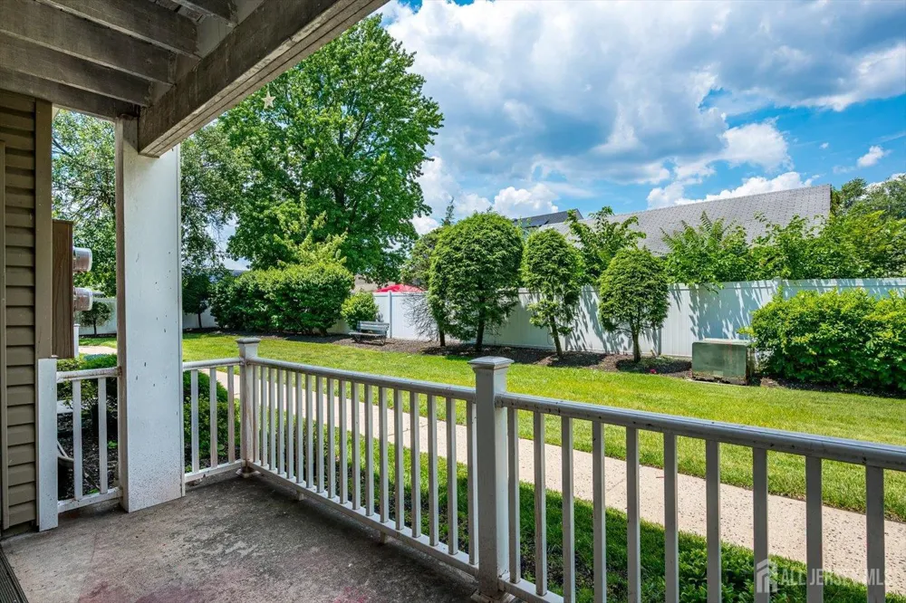 906 Montague Avenue Iselin, NJ 08830