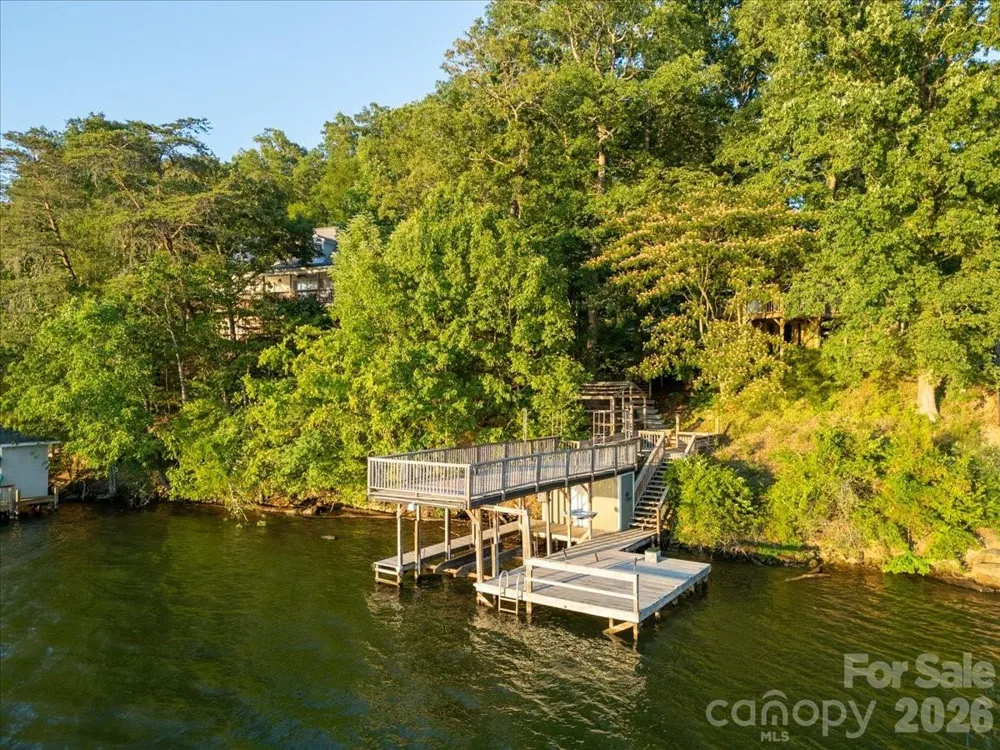263 Lakewood Circle Troy, NC 27371