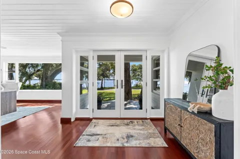 1001 Indian River Drive