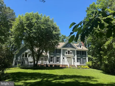 9 BRADFORD COURT