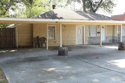 1418 Longhorn Drive