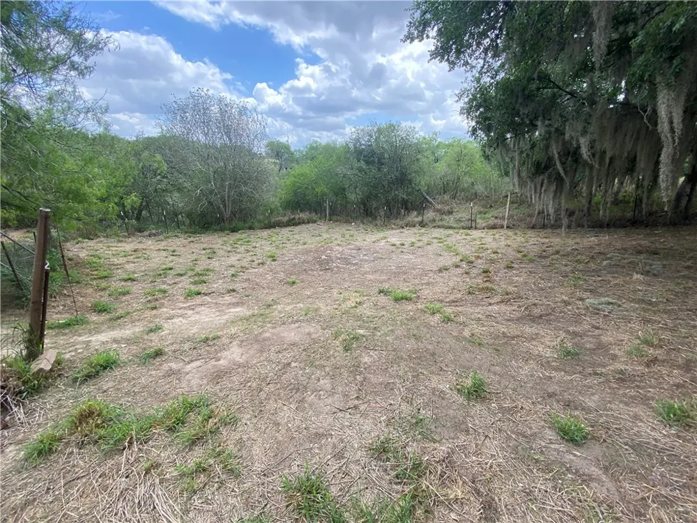 544 S Vista Drive Sandia, TX 78383