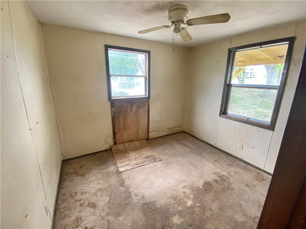 544 S Vista Drive Sandia, TX 78383