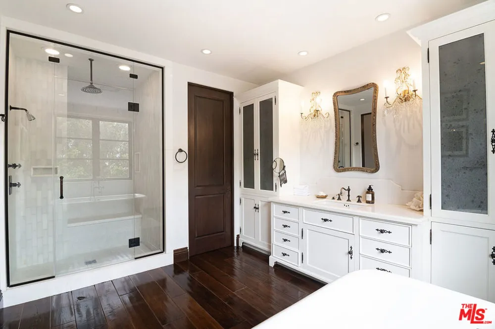 1221 Minorca Drive Pacific Palisades, CA 90272
