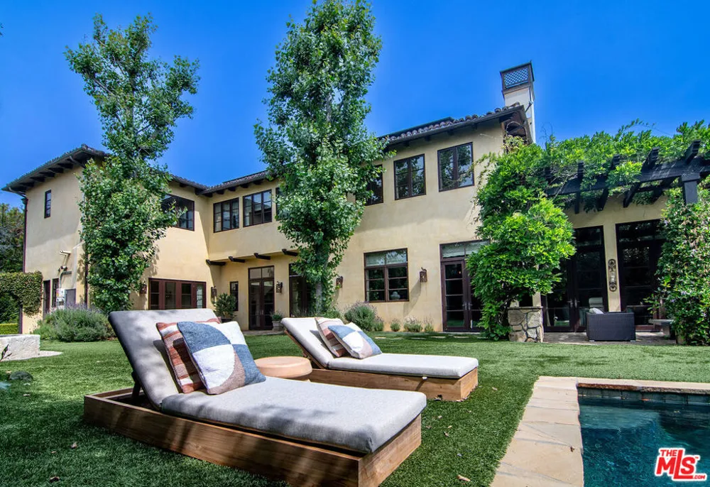1221 Minorca Drive Pacific Palisades, CA 90272