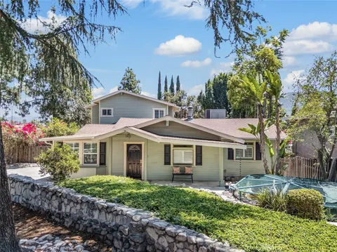 2832 Mayfield Ave.