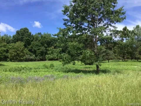 1 E Coon Lake Road