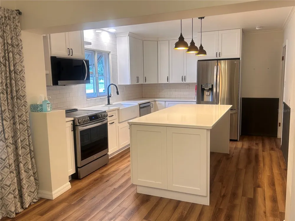 2009 POE STREET Lakeland, FL 33801
