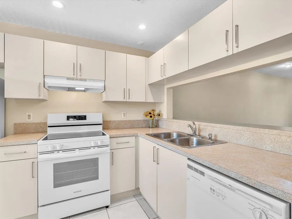 299 NW 36th Avenue Deerfield Beach, FL 33442