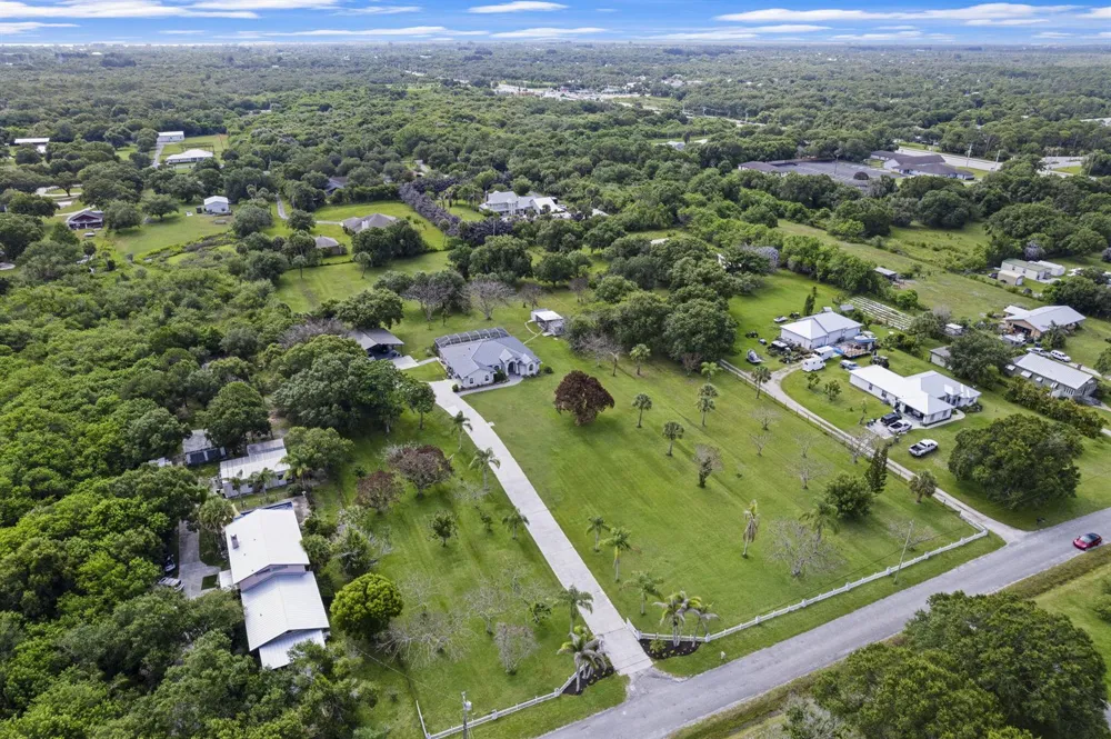 4800 Christensen Road Fort Pierce, FL 34981
