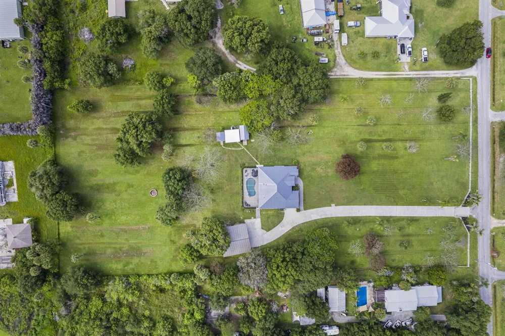 4800 Christensen Road Fort Pierce, FL 34981