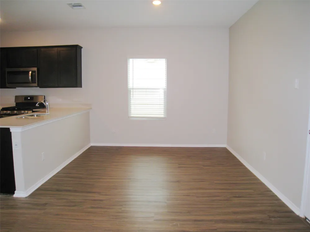 229 GEODE Glen Maxwell, TX 78656