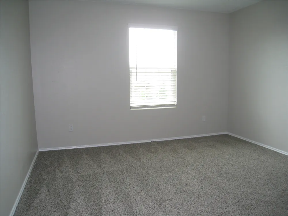 229 GEODE Glen Maxwell, TX 78656