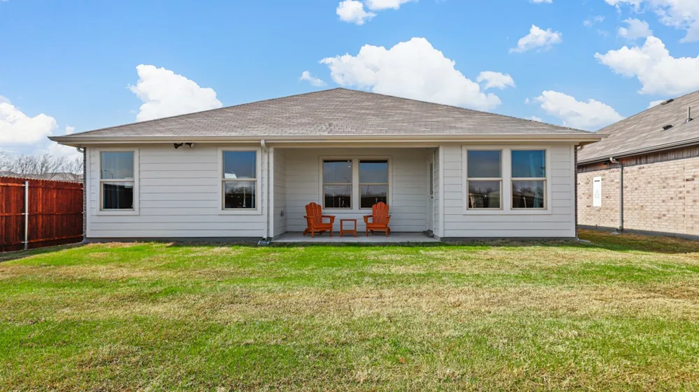 920 PARKVISTA DRIVE Cleburne, TX 76031
