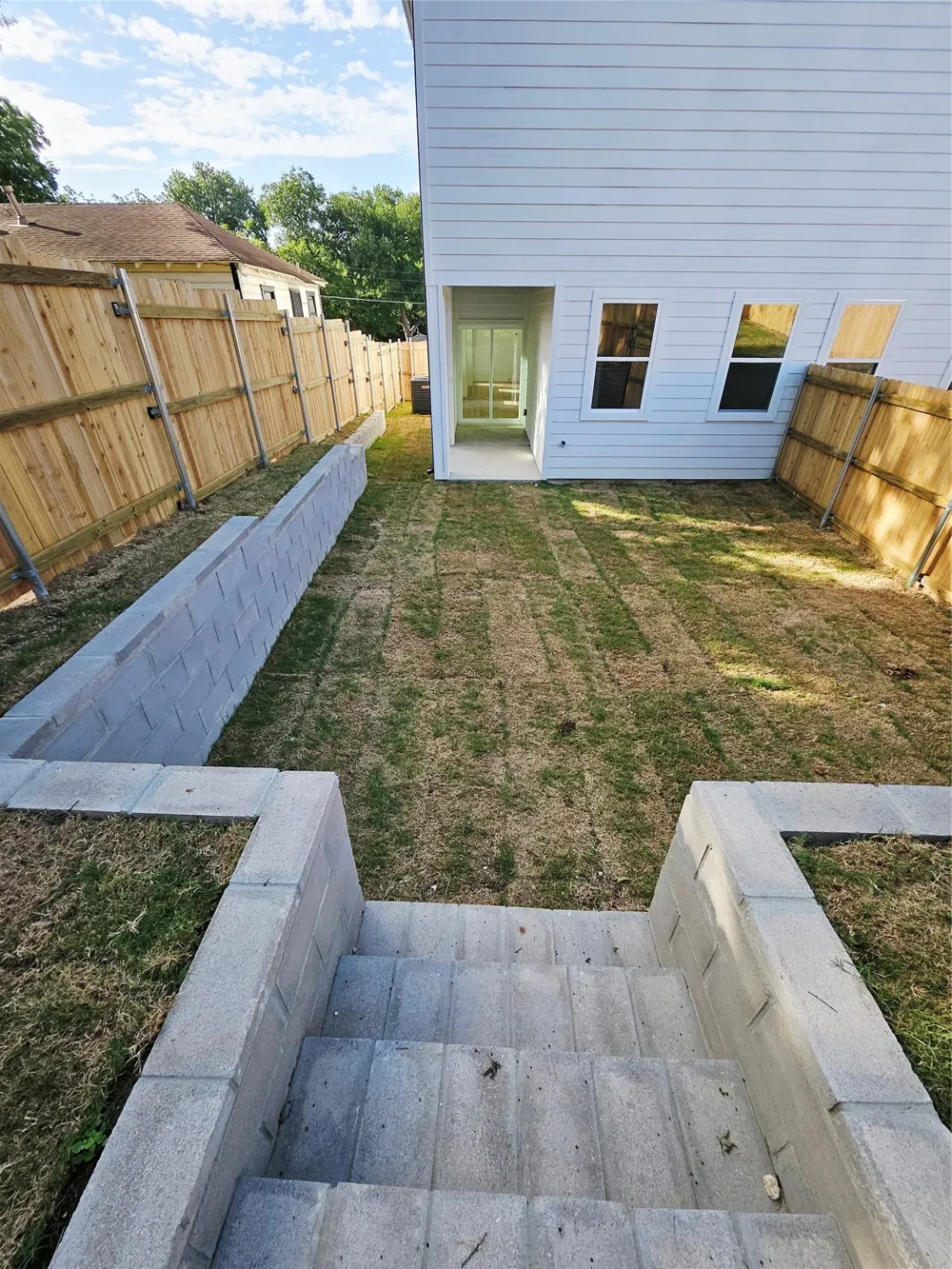 520 Woodbine Avenue Dallas, TX 75203