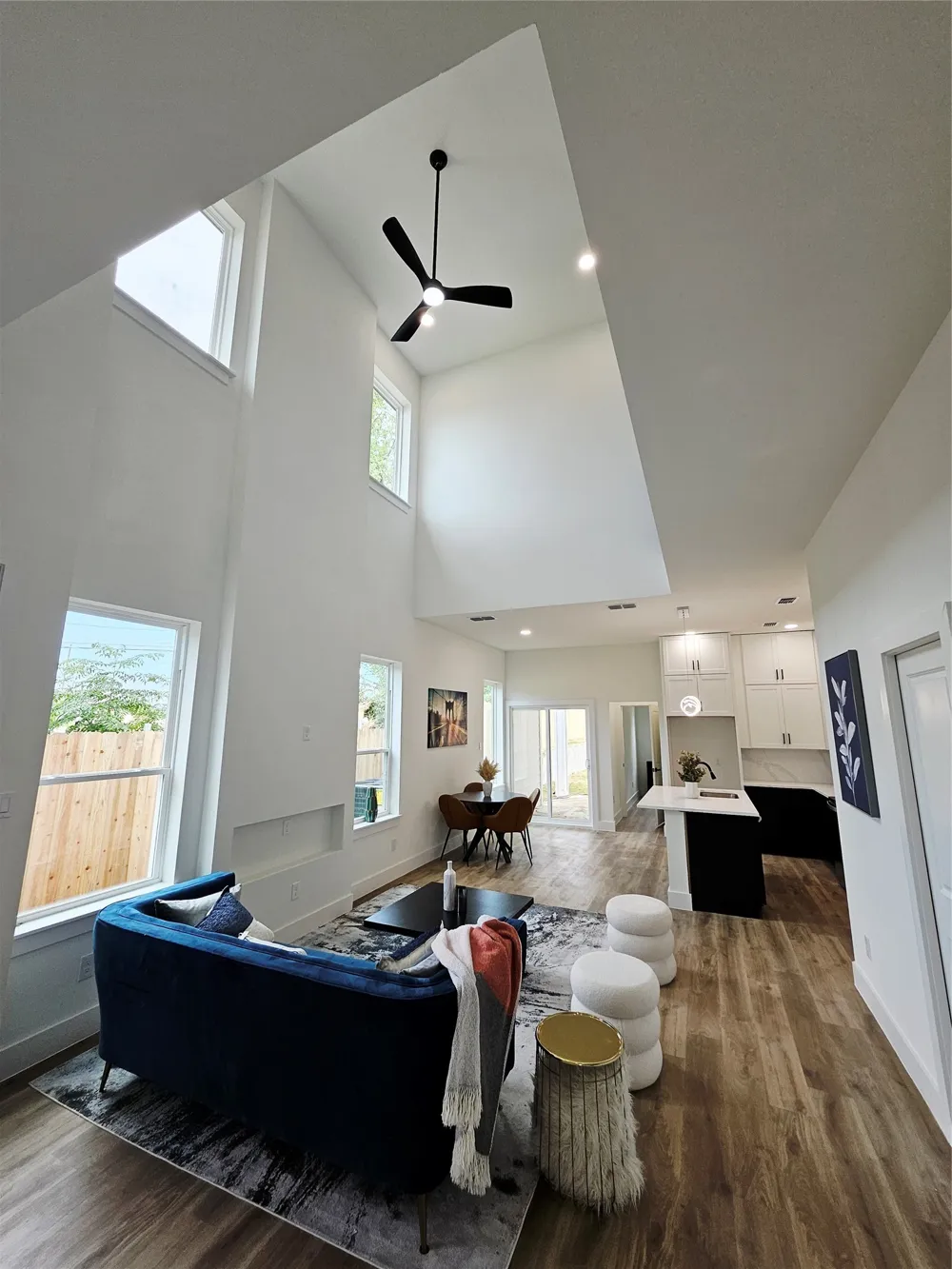 520 Woodbine Avenue Dallas, TX 75203