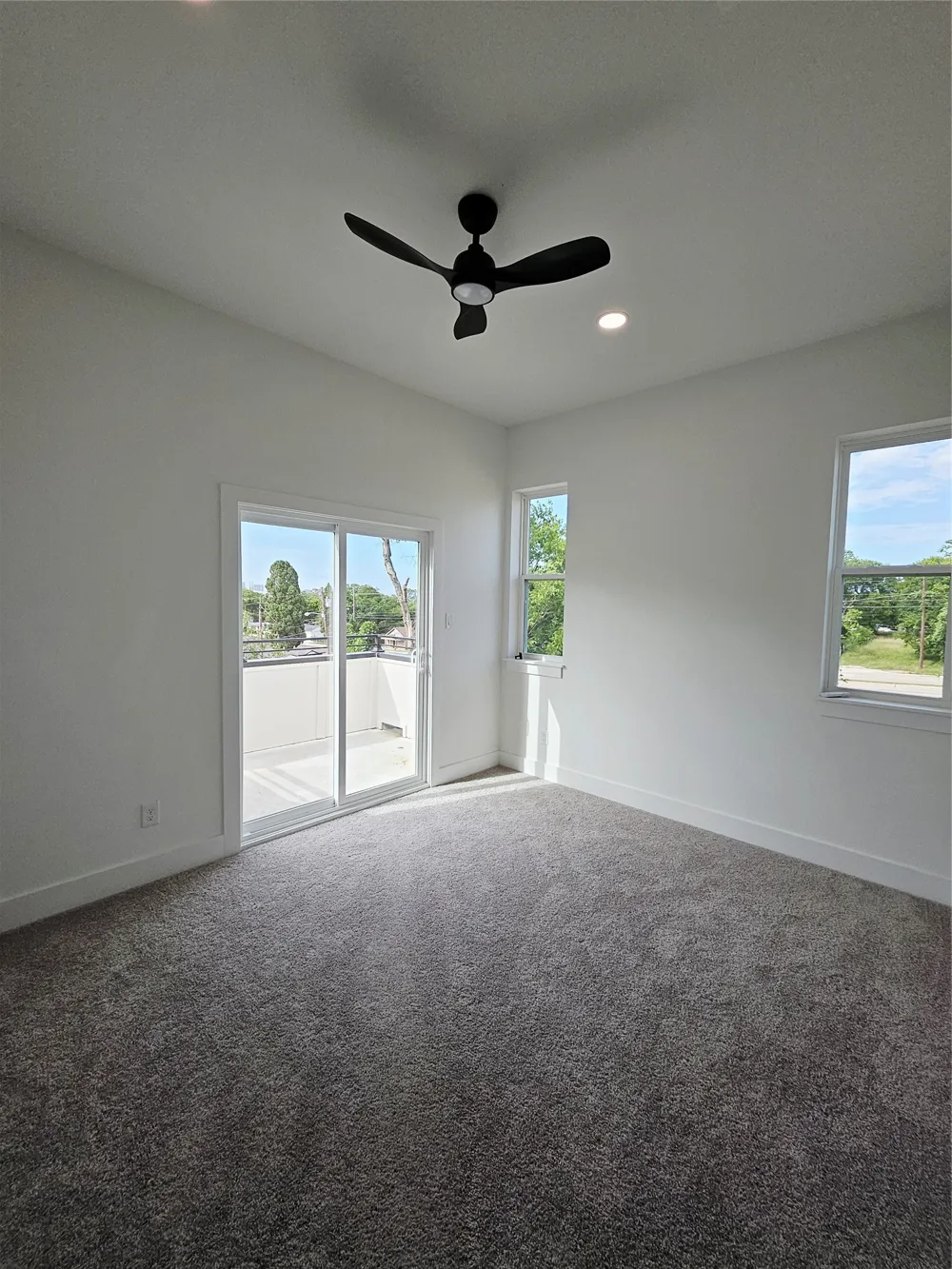 520 Woodbine Avenue Dallas, TX 75203