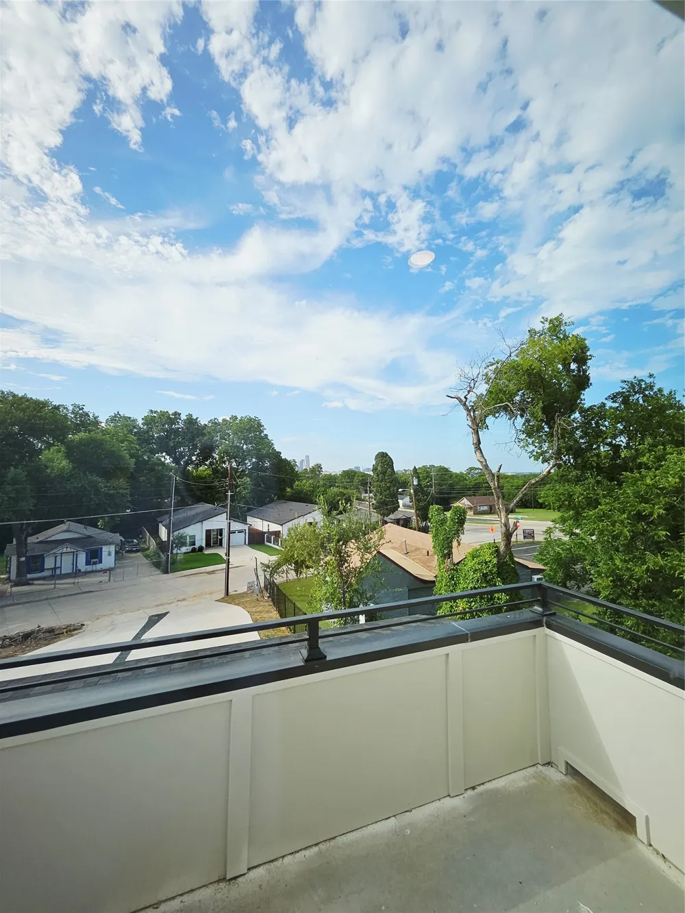 520 Woodbine Avenue Dallas, TX 75203