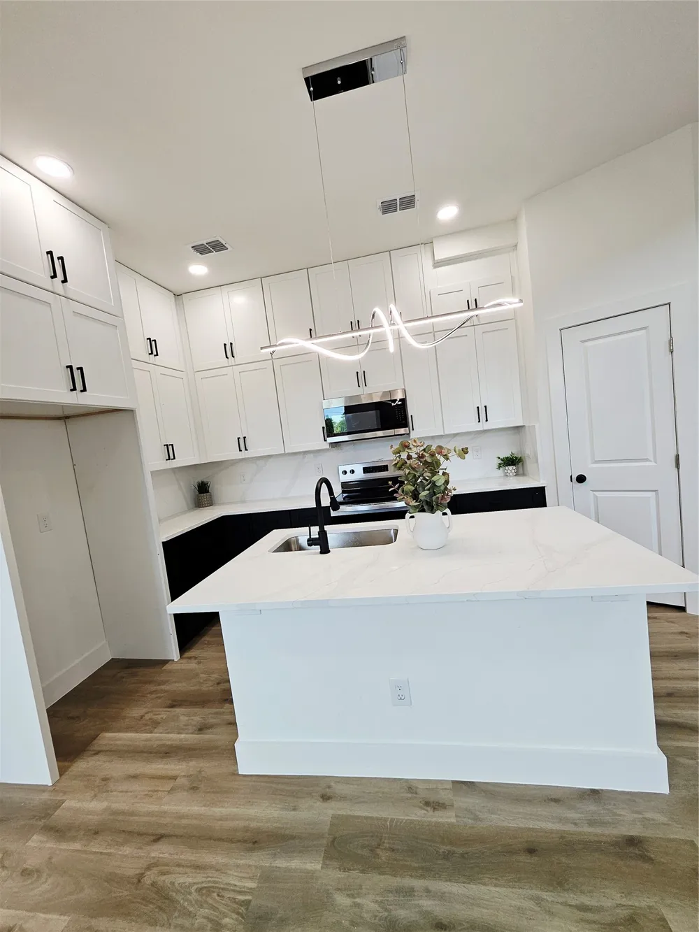 520 Woodbine Avenue Dallas, TX 75203